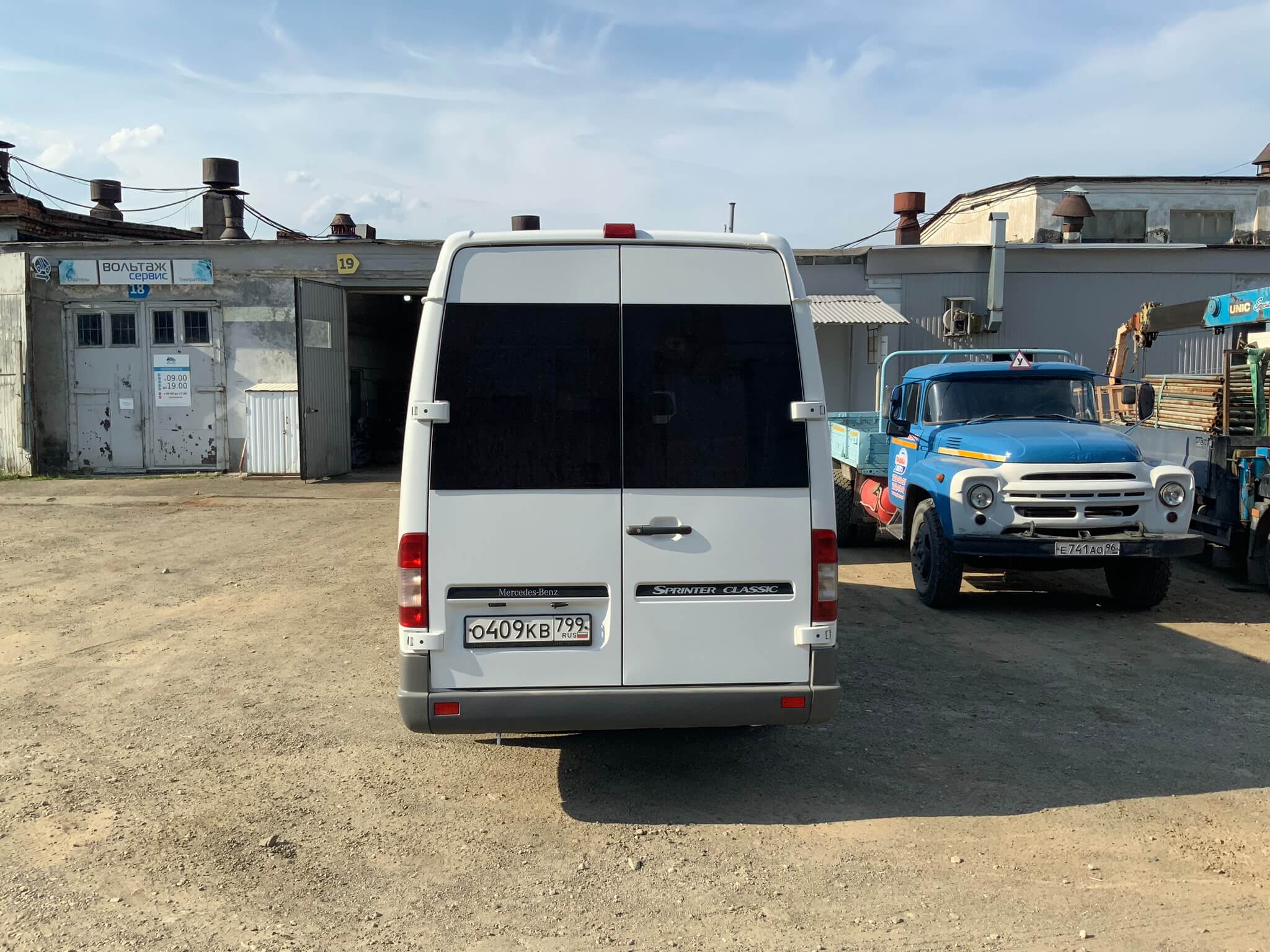 Mercedes Sprinter Classic на 18 человек